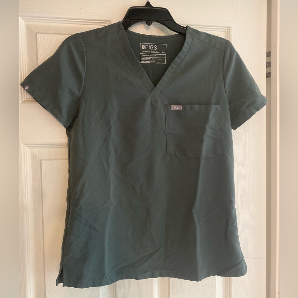 Figs Bonsai Catarina one pocket scrub top